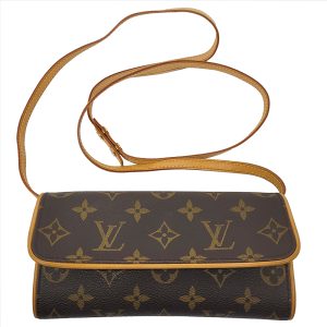 imgrc0090157157 Louis Vuitton Hampstead MM Damier Ebene Tote Bag Brown