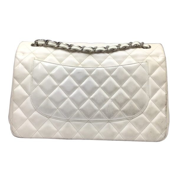 imgrc0090452465 CHANEL Matelasse Double Chain Shoulder Bag Lambskin Popular White