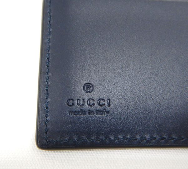 imgrc0090616637 Gucci GG Pattern Bifold Wallet Striped Leather Navy