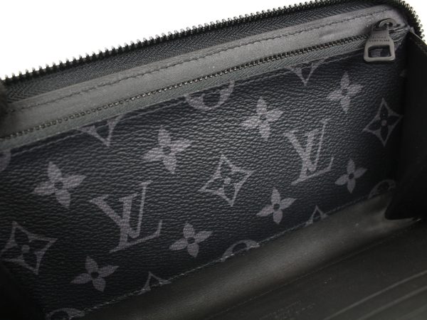 imgrc0091165070 Louis Vuitton Trunk Zippy Wallet Black Gray