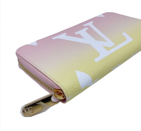 imgrc0091751390 LOUIS VUITTON Zippy Wallet Visor Pool Pink Yellow