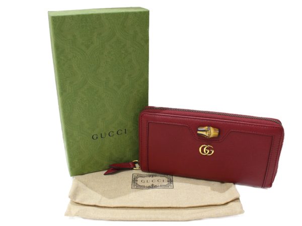 imgrc0092387135 Gucci Diana Zip Around Long Wallet Bamboo Red