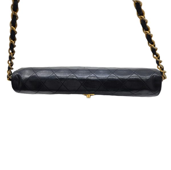 imgrc0092503023 CHANEL Matelasse W Flap Chain Shoulder Bag Black