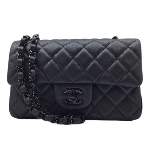 imgrc0092557577 CHANEL Mini Matelasse Mini Flap Bag Lamb Black