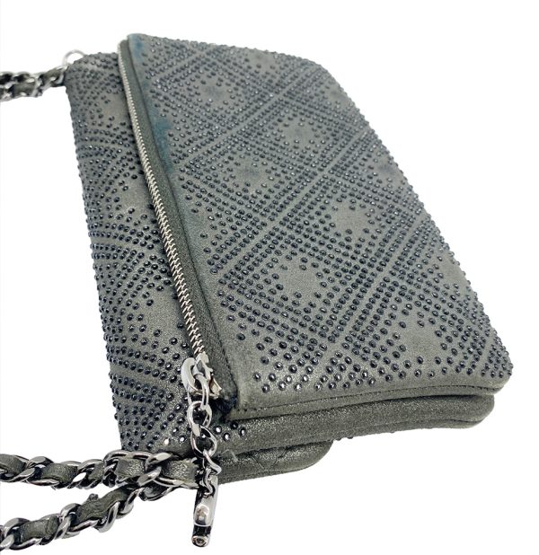 imgrc0092661718 CHANEL Cocomark Rhinestone CC Chain Bag Silver Gray