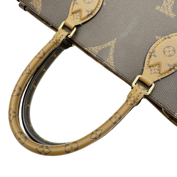 imgrc0092670104 LOUIS VUITTON On the Go MM Giant Monogram Reverse