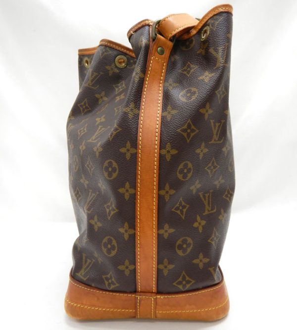 imgrc0093033875 Louis Vuitton Monogram Noe Drawstring Shoulder Bag Canvas Brown