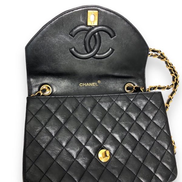 imgrc0093337982 Chanel Lambskin Turnlock Chain Shoulder Bag Black