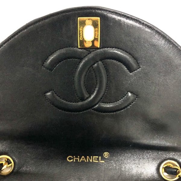 imgrc0093338252 Chanel Lambskin Turnlock Chain Shoulder Bag Black