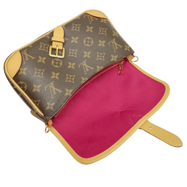 imgrc0093859509 LOUIS VUITTON Diane NM PM Shoulder Bag Monogram Fuchsia Pink