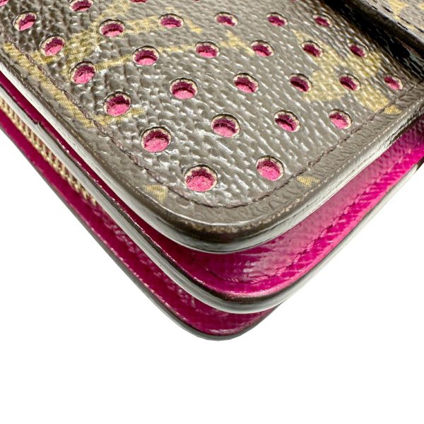 imgrc0094481619 LOUIS VUITTON Compact Zip Bifold Wallet Monogram Perfot Fuchsia