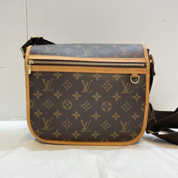 imgrc0094768400 Louis Vuitton Beaubourg MM Monogram Messenger Bag Brown