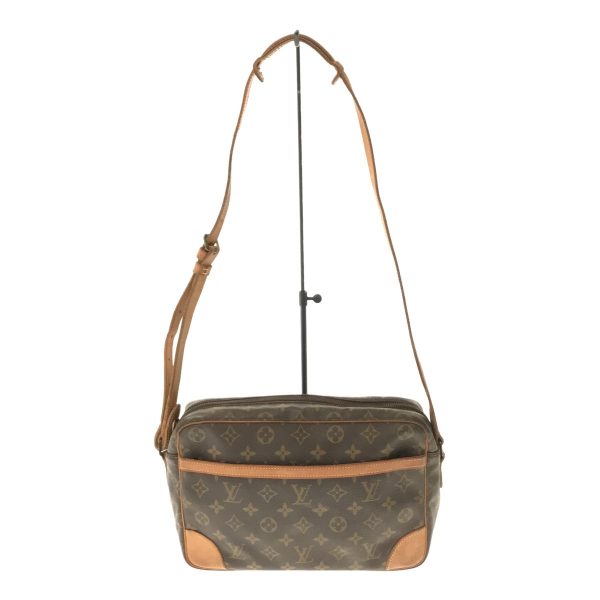 imgrc0094779042 Louis Vuitton Trocadero 30 Monogram Shoulder Bag Brown