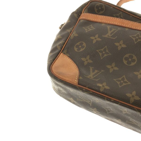 imgrc0094779049 Louis Vuitton Trocadero 30 Monogram Shoulder Bag Brown