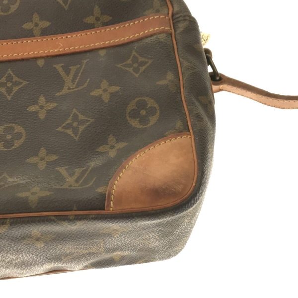 imgrc0094779050 Louis Vuitton Trocadero 30 Monogram Shoulder Bag Brown