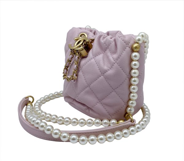 imgrc0094914690 CHANEL Pearl Chain Mini Shoulder Bag Leather Pink