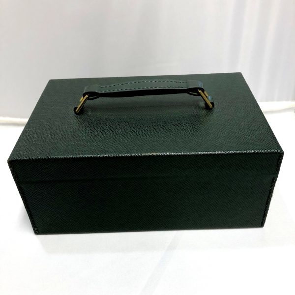 imgrc0094974609 LOUIS VUITTON Boite Atu Taiga Jewelry Case