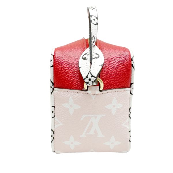 imgrc0095024177 LOUIS VUITTON Beach Pouch Giant Monogram White Red Pink