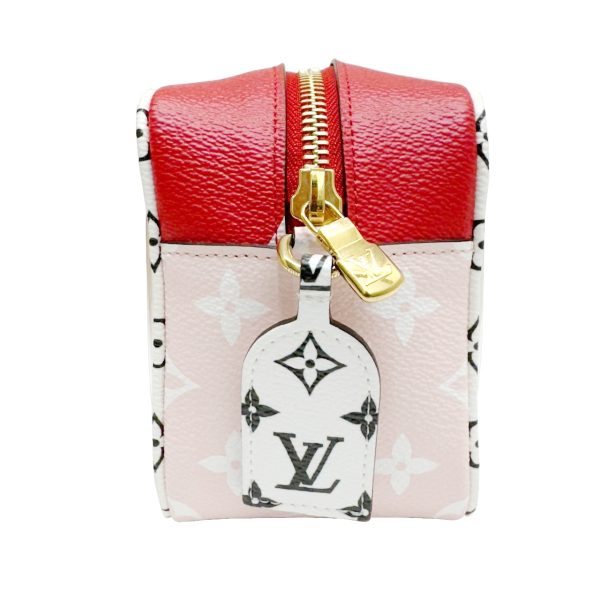 imgrc0095024178 LOUIS VUITTON Beach Pouch Giant Monogram White Red Pink