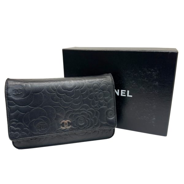 imgrc0095051960 CHANEL Camellia Chain Wallet Lambskin Black