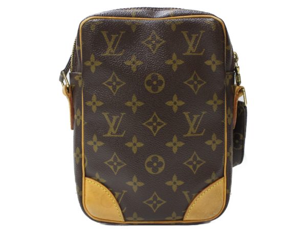 imgrc0095112385 Louis Vuitton Danube Shoulder Bag Monogram Brown