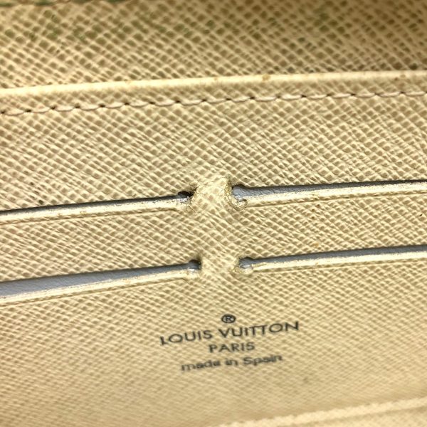 imgrc0095288908 Louis Vuitton Zippy Wallet Damier Azur Long Wallet White