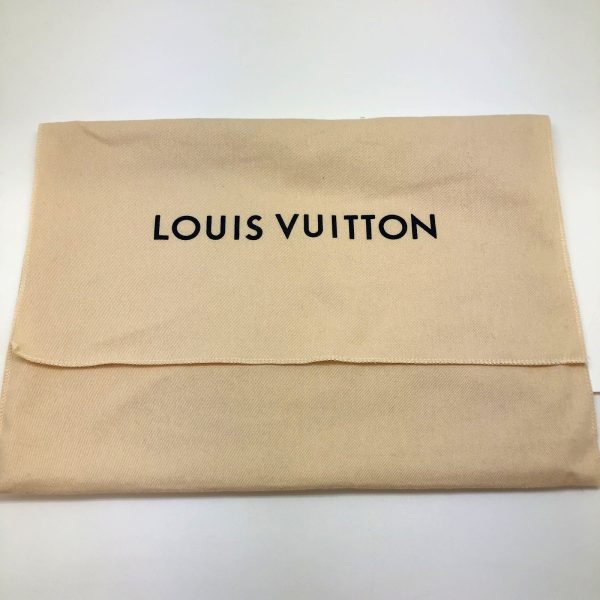 imgrc0095449772 Louis Vuitton Pochette Discovery Clutch Bag Monogram Eclipse Black