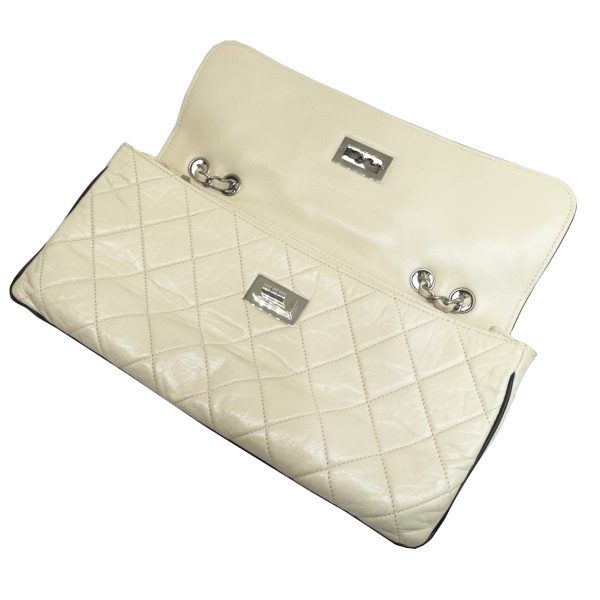 imgrc0095462678 CHANEL 255 Matelasse Shoulder Bag Calf Ivory