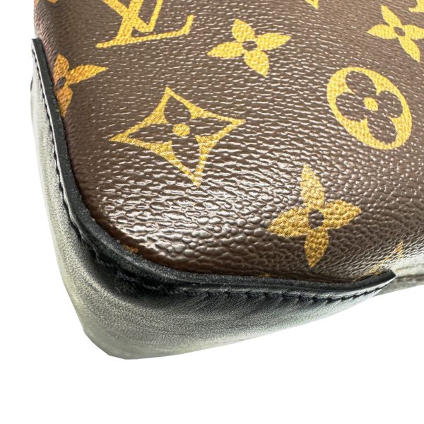 imgrc0095471203 LOUIS VUITTON Torres Messenger Bag Monogram Macassar Brown