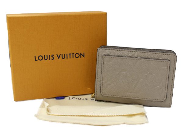 imgrc0095704862 Louis Vuitton Portefeuille Claire Wallet Beige