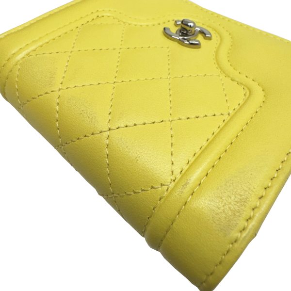 imgrc0095906485 CHANEL Matelasse Flap Wallet Lambskin Yellow Pink