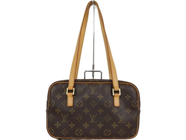 imgrc0095944550 Louis Vuitton Cite MM Shoulder Bag Monogram Brown