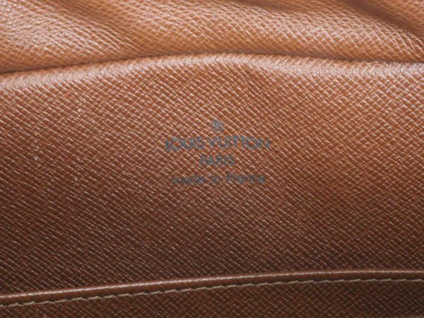 imgrc0095944566 Louis Vuitton Cite MM Shoulder Bag Monogram Brown