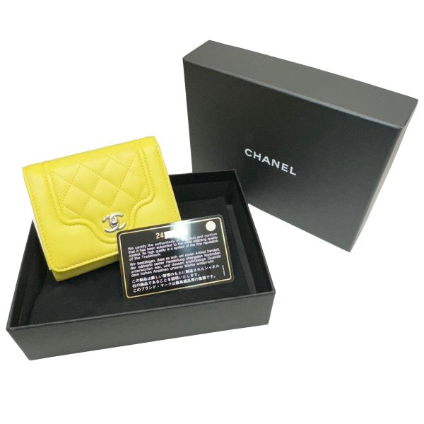 imgrc0095956559 CHANEL Matelasse Flap Wallet Lambskin Yellow Pink