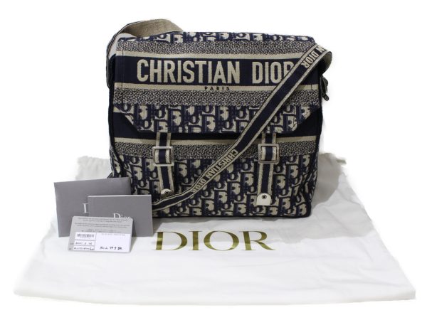 imgrc0095997629 Dior Oblique Embroidered Shoulder Bag Navy