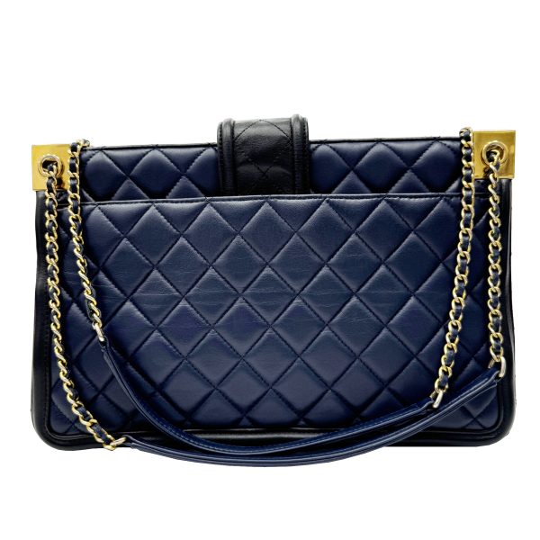 imgrc0096223408 CHANEL Matelasse Tote Bag Leather Navy Black