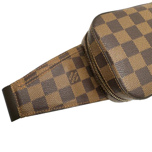 imgrc0096259123 LOUIS VUITTON Jeronimos Body Bag Damier