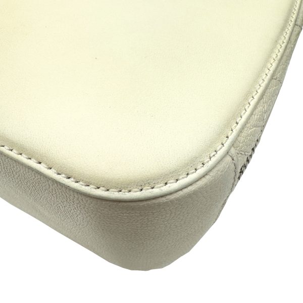 imgrc0096634401 CHANEL Vanity Bag Leather Ivory