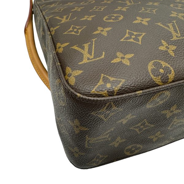 imgrc0096666478 LOUIS VUITTON Looping GM Shoulder Bag Monogram Brown