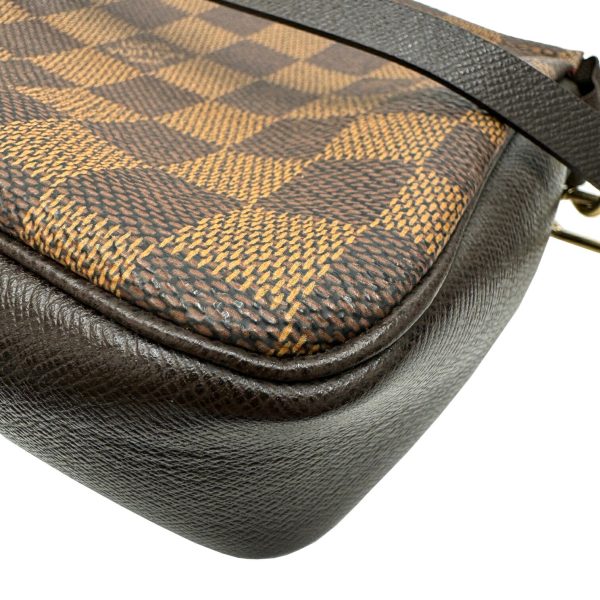 imgrc0096693766 LOUIS VUITTON Truth Makeup Handbag Damier Brown