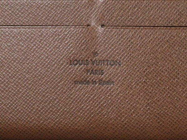 imgrc0096747985 Louis Vuitton Zippy Organizer Long Wallet Brown