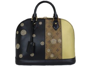 imgrc0096779599 Louis Vuitton Papillon 26 Monogram Handbag