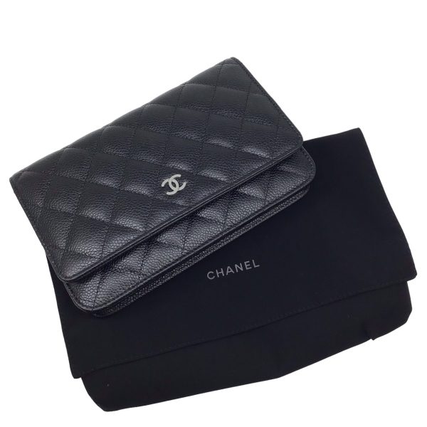 imgrc0096790440 CHANEL Matelasse Timeless Classic Chain Wallet Caviar Skin Black