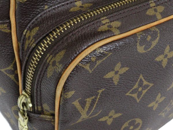 imgrc0096821978 Louis Vuitton Nile Shoulder Bag Monogram Brown