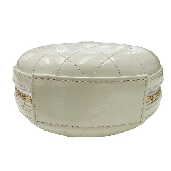 imgrc0096878800 CHANEL Mini Matelasse Shoulder Bag Leather Ivory