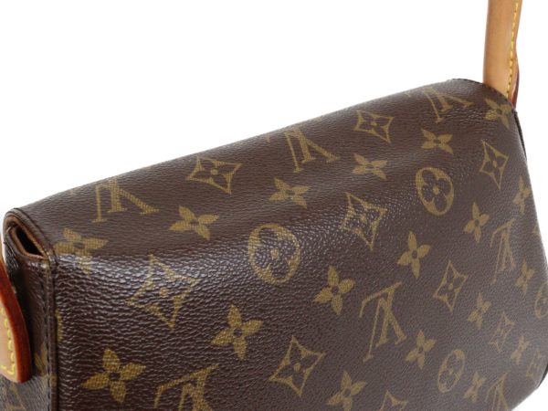 imgrc0096895208 Louis Vuitton Mini Looping Handbag Monogram Brown