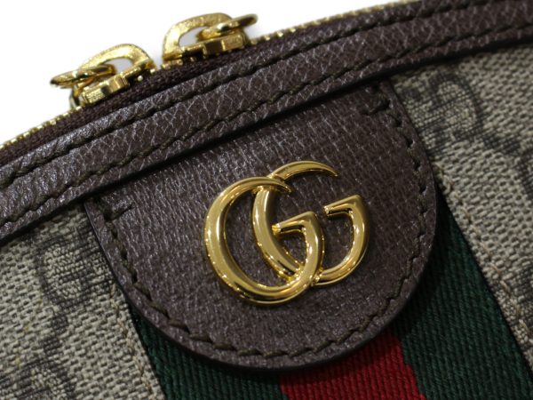 imgrc0096926436 Gucci Offdia GG Shoulder Bag Supreme Canvas Beige