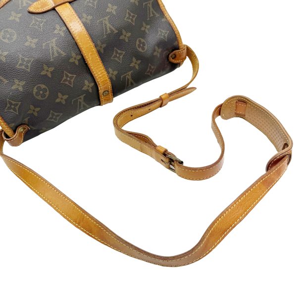 imgrc0096934231 LOUIS VUITTON Saumur 30 Shoulder Bag Monogram Brown