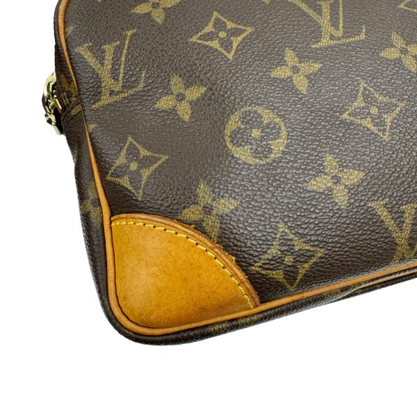 imgrc0096980920 LOUIS VUITTON Nile Shoulder Bag Monogram