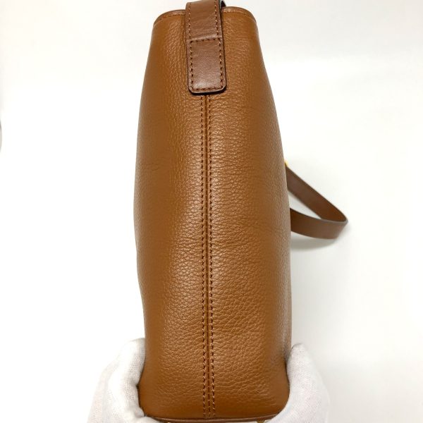 imgrc0097042433 CELINE Circle Shoulder Bag Leather Camel